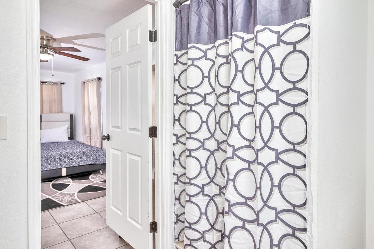 Ferienhaus 4-bedroom Comfort Ybor City, Close To Everything *